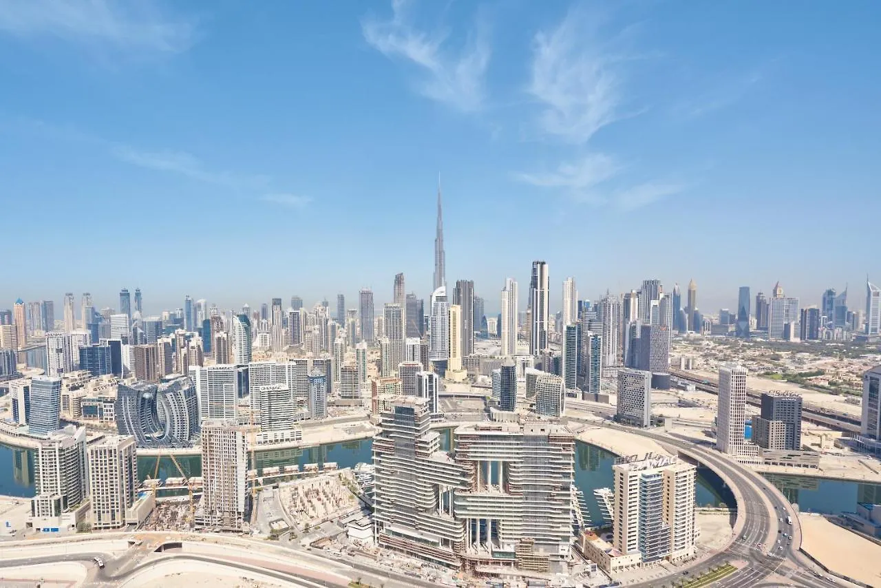 Aliving Superior 3Br Paramount Towers Business Bay -6104 Dubai